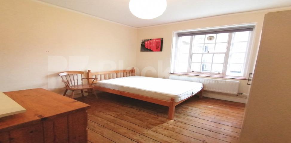 			LET , 2 Bedroom, 1 bath, 1 reception Apartment			 Albion Avenue, Clapham North/Stockwell