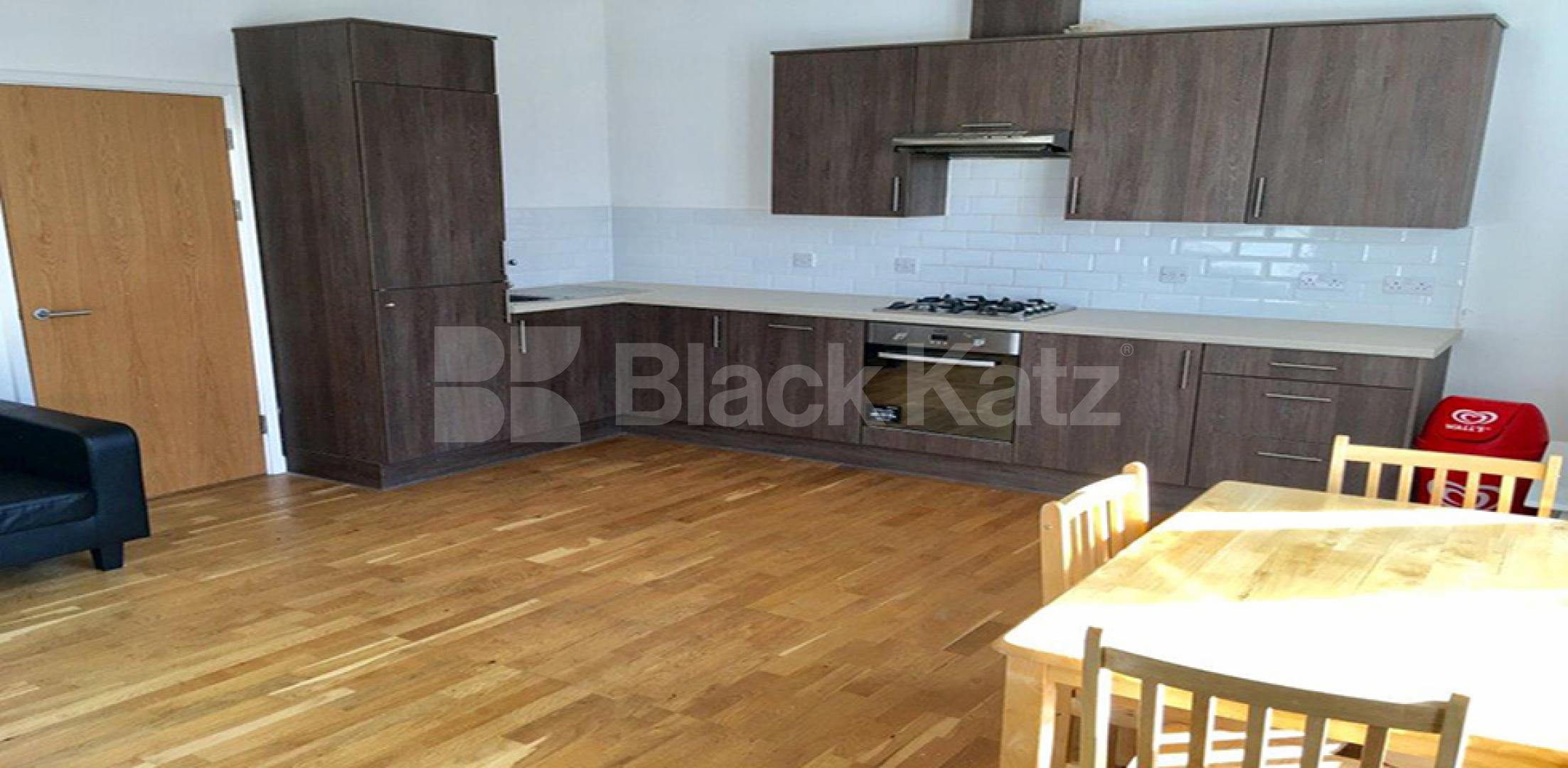 			NEW INSTRUCTION , 2 Bedroom, 1 bath, 1 reception Apartment			 Alfriston Road, Clapham 