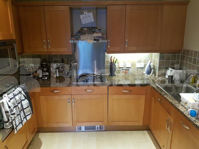 			2 Bedroom, 1 bath, 1 reception Apartment			 Russell Lodge, Spurgeon Street, London Bridge