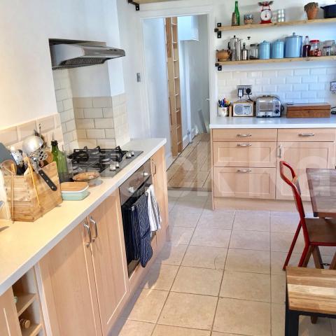 			NEW INSTRUCTION, 2 Bedroom, 1 bath, 1 reception Flat			 Queen Mary Road, West Norwood