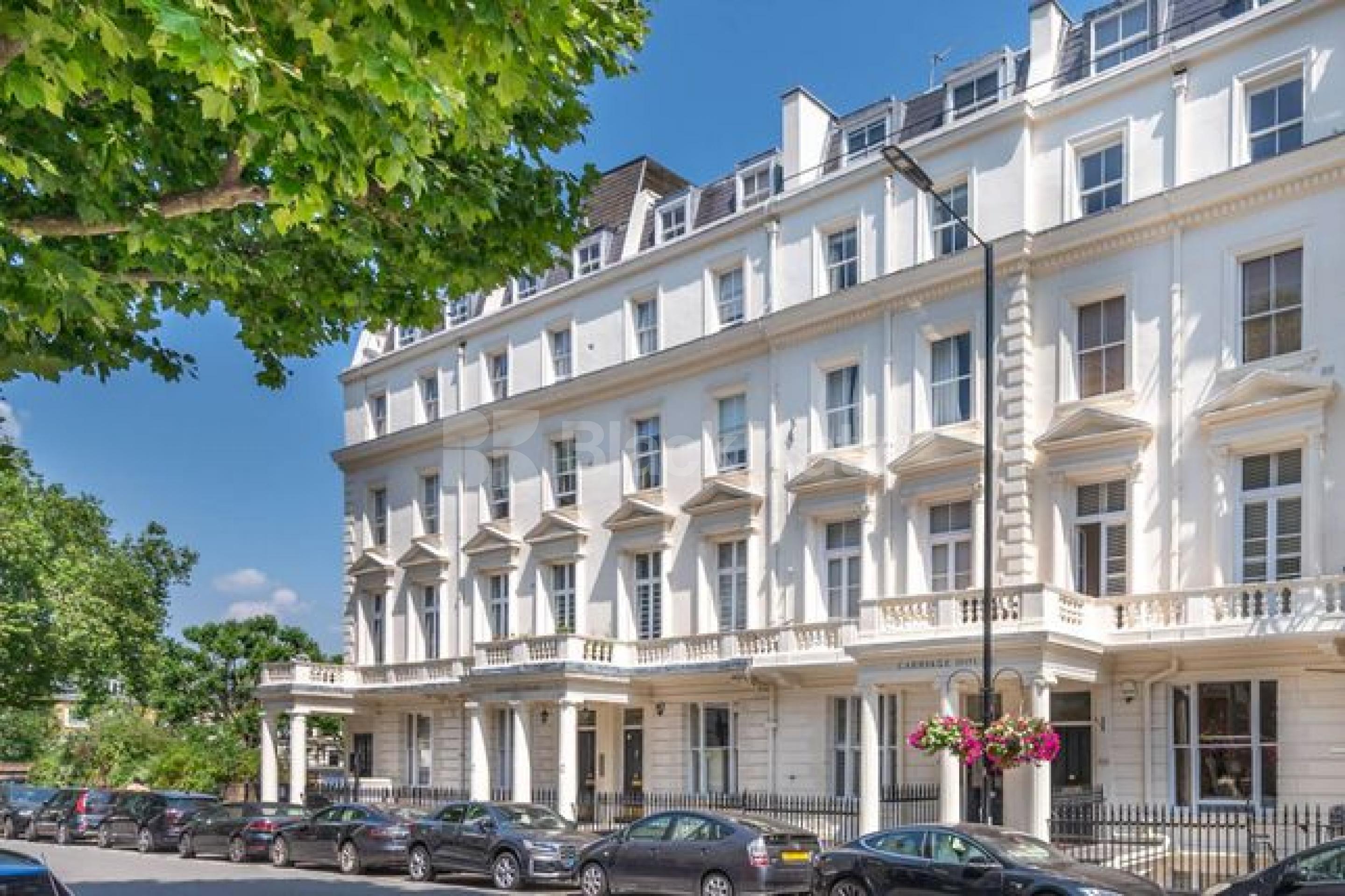 Super one bed set within a period house minutes to tube and shops  Randolph Avenue, Maida Vale W9