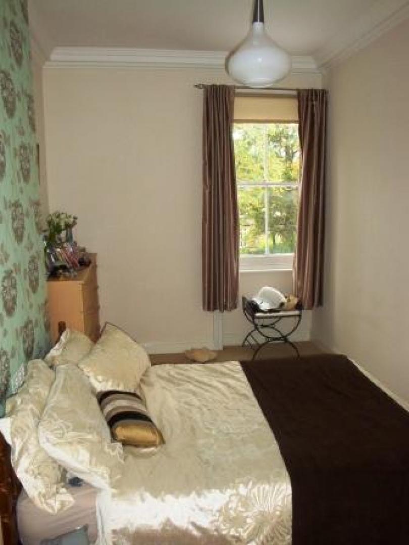 			3 Bedroom, 1 bath, 1 reception Flat			 Aberdare Gardens, WEST HAMPSTEAD
