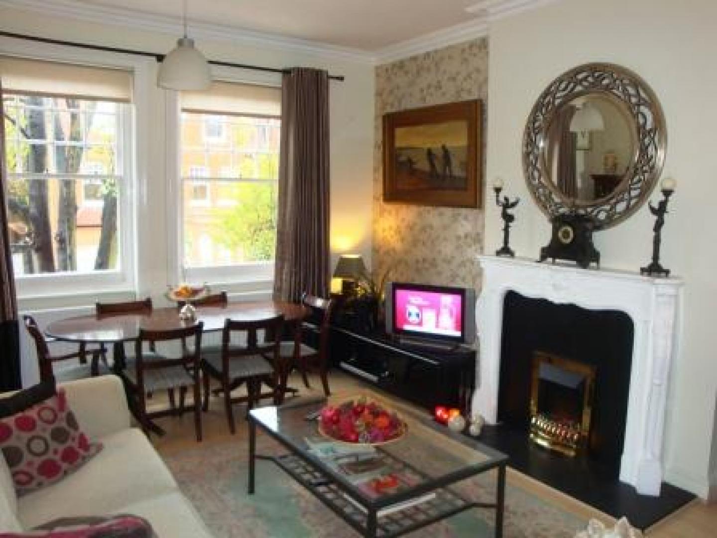 			3 Bedroom, 1 bath, 1 reception Flat			 Aberdare Gardens, WEST HAMPSTEAD