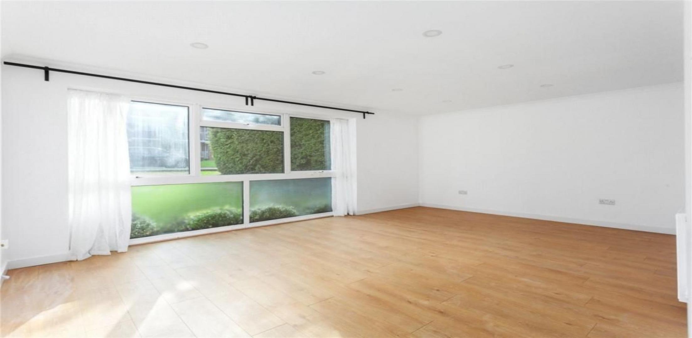 			1 Bedroom, 1 bath, 1 reception Apartment			 Kelmscott Court, Aran Drive, Stanmore