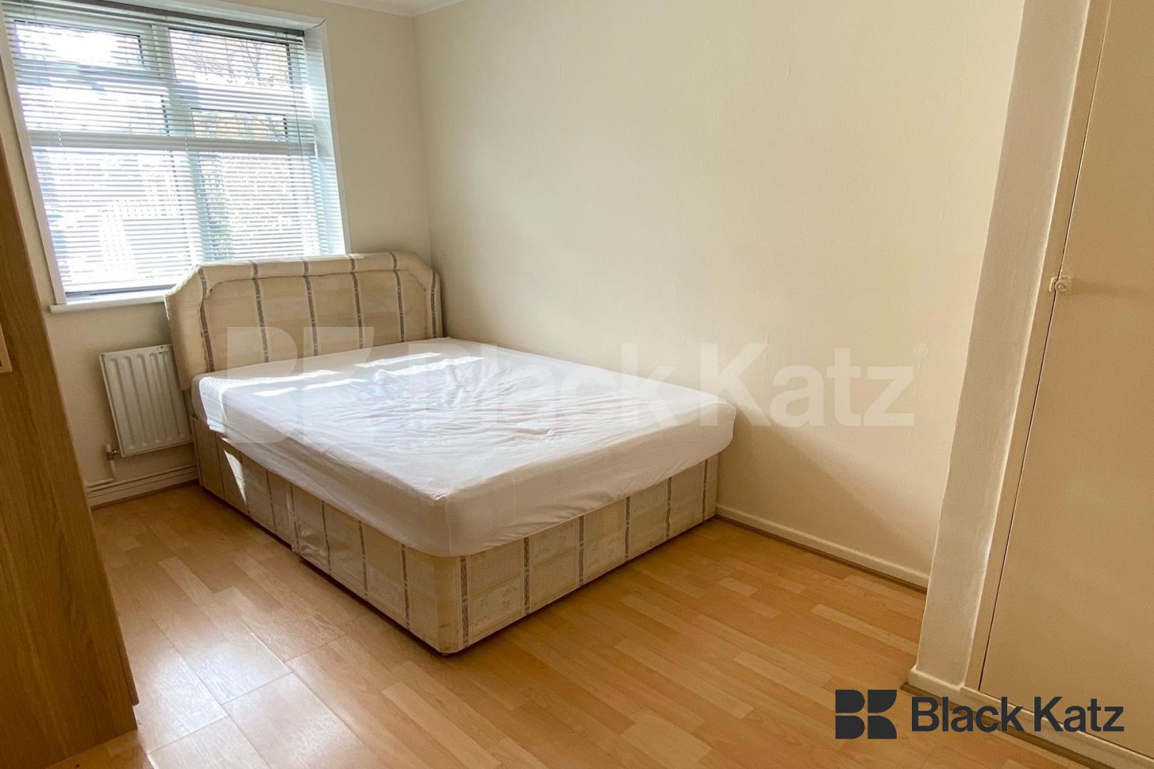 Bright & airy, very well proportioned rooms, wooden floors and superbly located Tait Court, Lansdowne Green , Stockwell