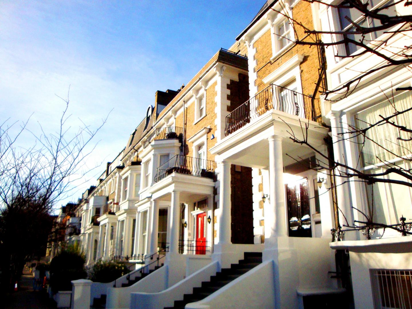 			UNDER OFFER , Studio Apartment, 1 bath, 1 reception Studio			 Adamson Road, BELSIZE PARK