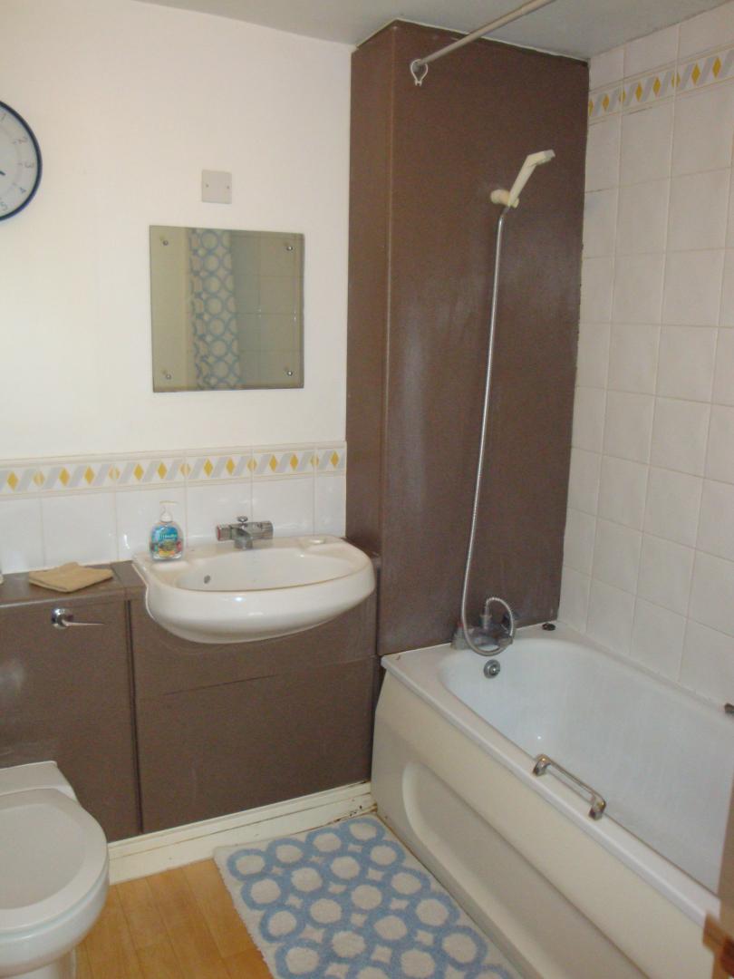 			NEW INSTRUCTION/GATED DEVELOPMENT, 3 Bedroom, 1 bath, 1 reception Flat			 Admiral Walk, MAIDA VALE