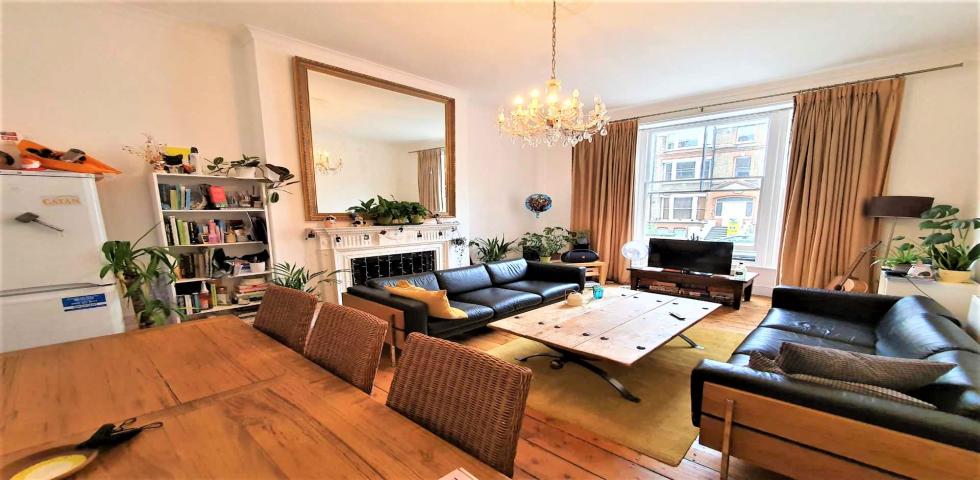 			4 Bedroom, 2 bath, 1 reception Apartment			 Birchington Road, West Hampstead