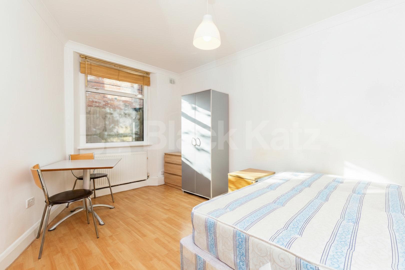 Council tax, Gas, heating and Water included Willesden Lane, Kilburn, NW2 (Council tax, Gas, Heating and Water Included),  London