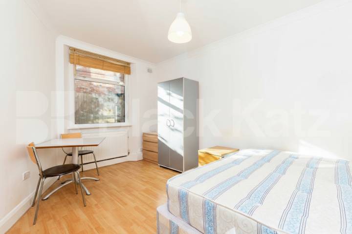 Council tax, Gas, heating and Water included Willesden Lane, Kilburn, NW2 (Council tax, Gas, Heating and Water Included),  London