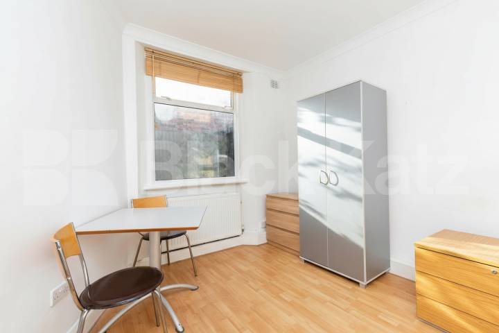 Council tax, Gas, heating and Water included Willesden Lane, Kilburn, NW2 (Council tax, Gas, Heating and Water Included),  London