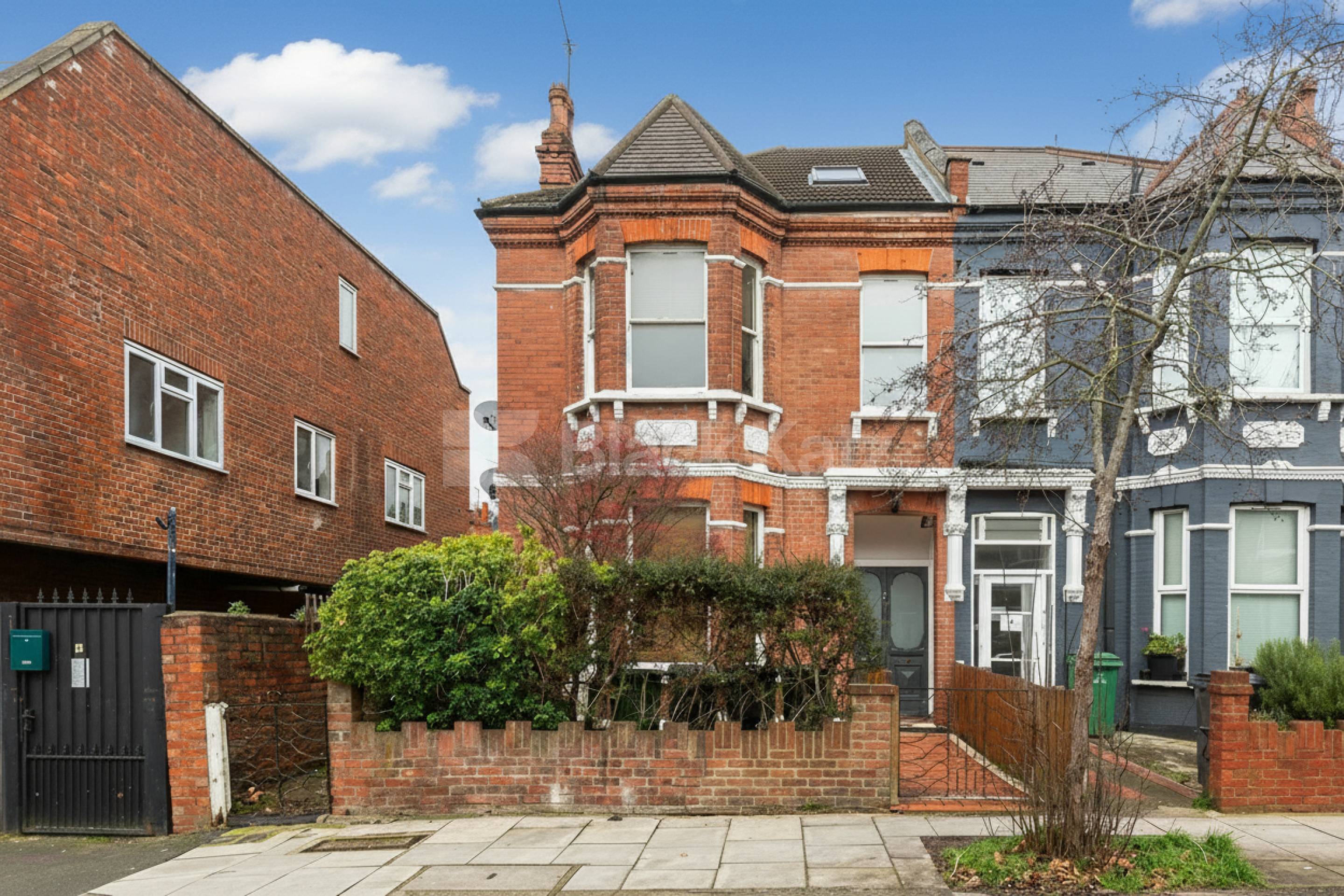 Available from May / Private Roof Terrace Ebbsfleet Road, London, NW2,  London NW2