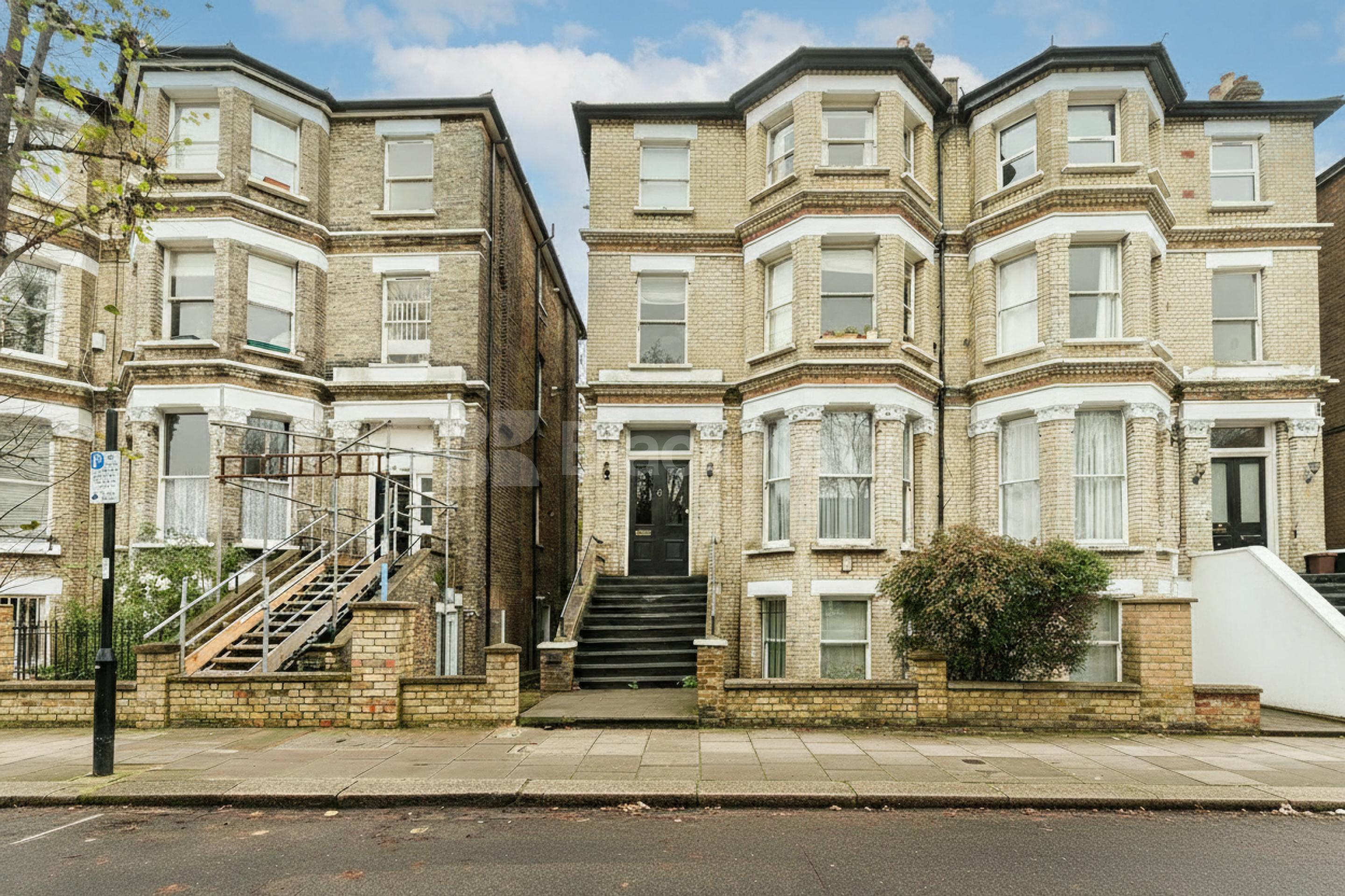 Available Now Garlinge Road, London, NW2,  London NW2