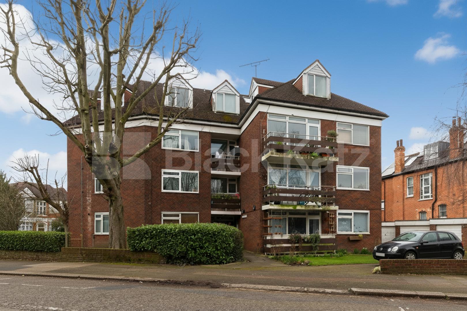 Two double bedroom flat to rent in the popular Mapesbury Conservation Area Mapesbury Road, Teignmouth Court, NW2,  Teignmouth Court