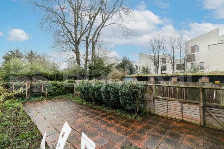 A spacious and well-presented two-bedroom property available to rent now in the highly desirable Queens Park, NW6 area, offered at a great price Christchurch Avenue, Queens Park, NW6 ( £150 towards your moving cost),  London