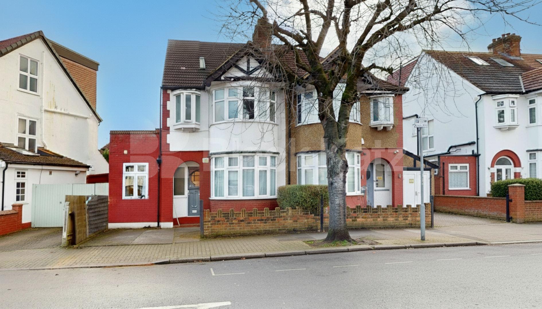 A beautifully renovated four-bedroom flat on Geary Road, Willesden Green, offering generous living space and modern finishes throughout.This bright and spacious home has been recently refurbished to a high standard, featuring four well-proportioned b Geary Road, London, NW10,  London