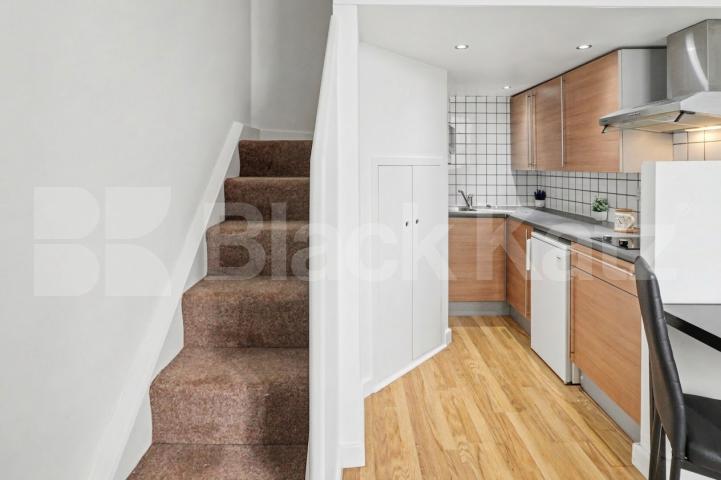 A well-presented and spacious studio apartment arranged over a mezzanine level, ideally located on the sought-after Fitzjohn’s Avenue in NW3.This furnished property features a bright and airy living area with a raised mezzanine sleeping space, crea Fitzjohns Avenue, Hampstead, NW3 (Inclusive of Gas and Water),  London