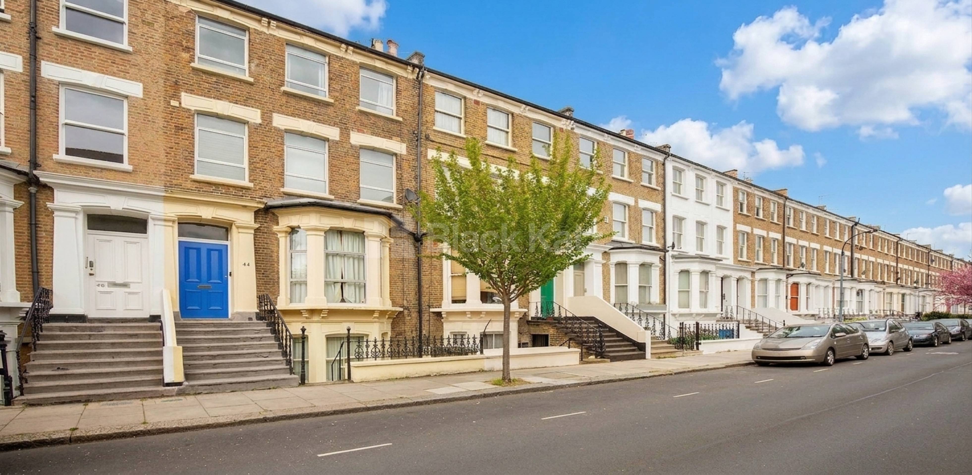 A well-presented two double bedroom apartment located on the sought-after Minford Gardens, W14 Minford Gardens, London, W14,  London W14