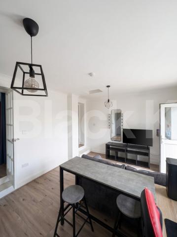 **Gas and water included** A furnished one-bedroom ground-floor apartment located on Burnley Road in the popular Dollis Hill area (NW10) Burnley Road, Dollis Hill, NW10 (Gas and Water Included),  London