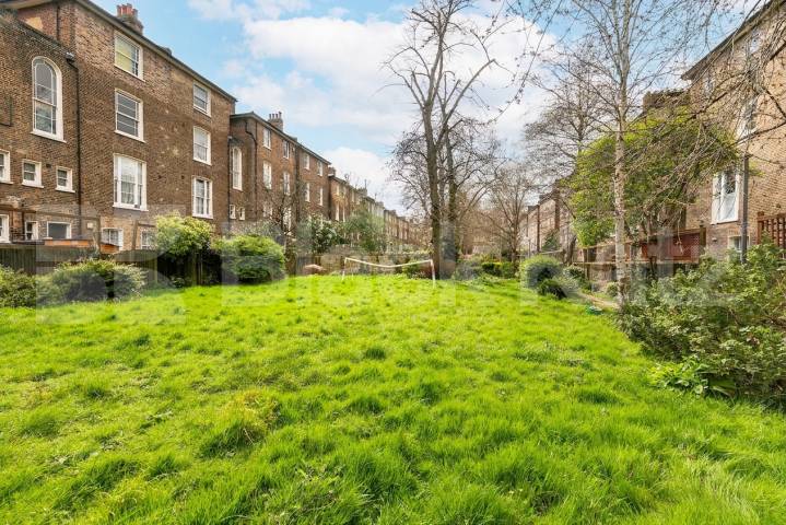 A well-presented two-bedroom apartment available to rent on Cambridge Avenue, NW6 Cambridge Avenue, London, NW6,  London