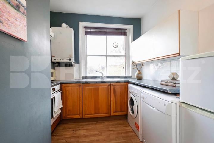 Black Katz are proud to present this spacious and beautifully two double bedroom flat, offering an ideal blend of size, location and quality Stanlake Road, Swindon House, W12,  Swindon House