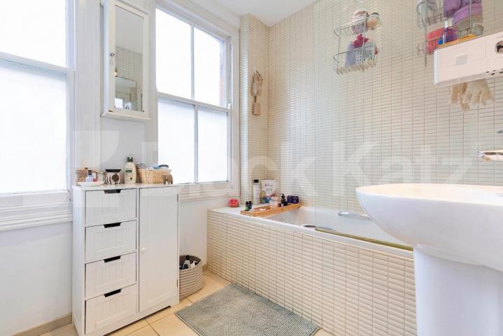 Available from May / Private Roof Terrace Ebbsfleet Road, London, NW2,  London