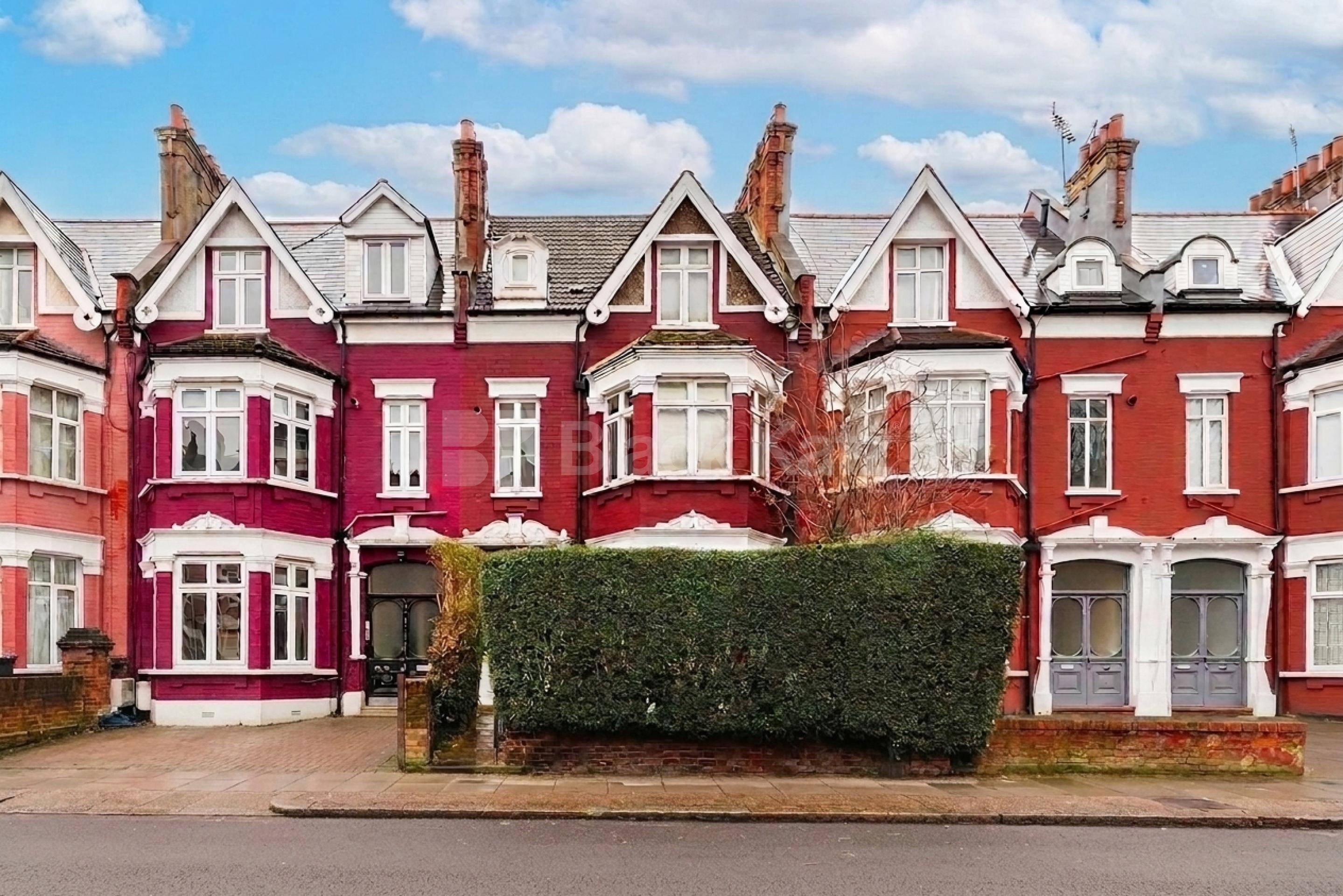 We are delighted to offer this lovely 1-bedroom apartment situated in a well-maintained period conversion in the sought-after area of Willesden Green Chichele Road, London, NW2,  London NW2