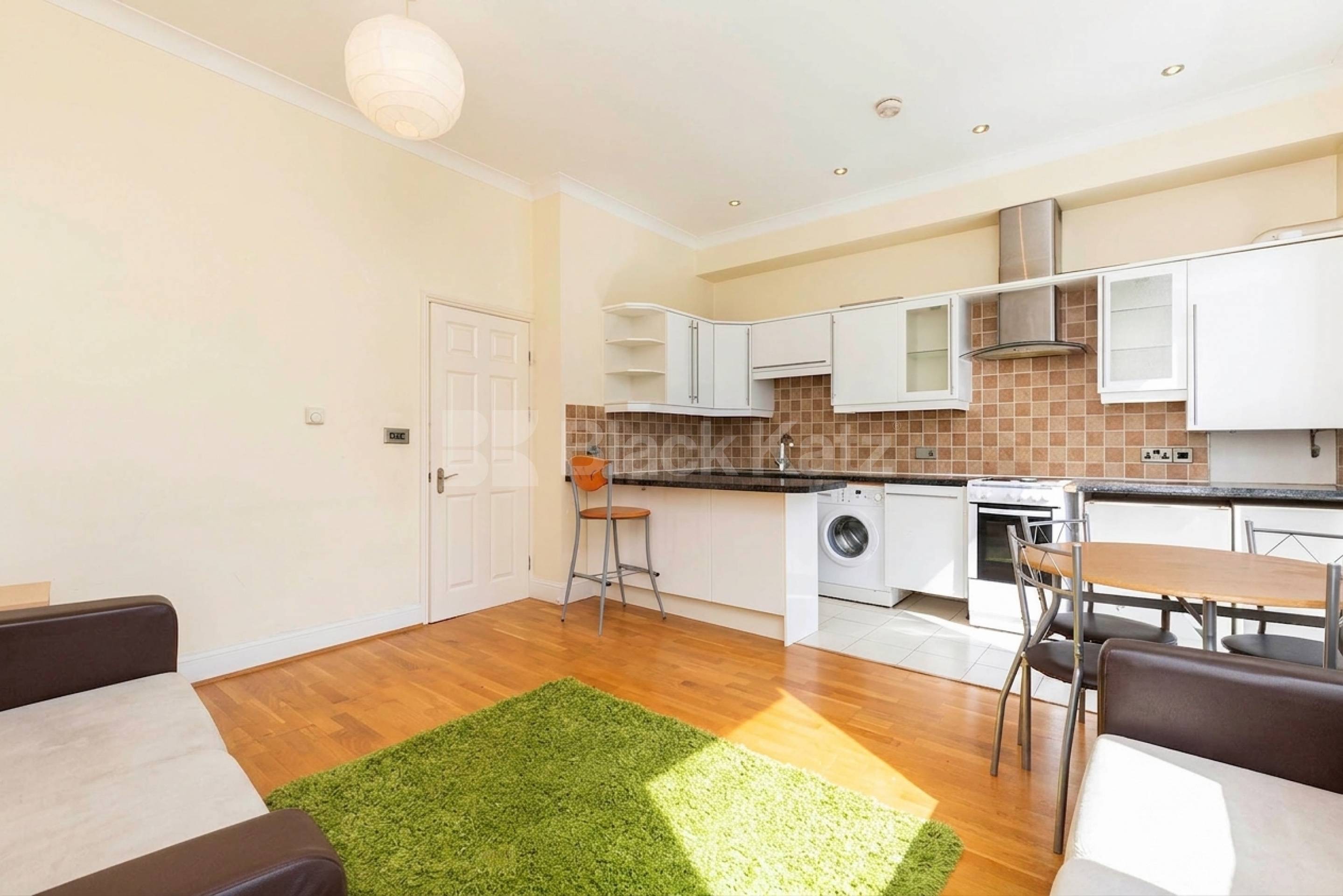 A modern and well-presented two-bedroom flat ideally located on Milton Road, Acton Central Milton Road, London, W3,  London W3