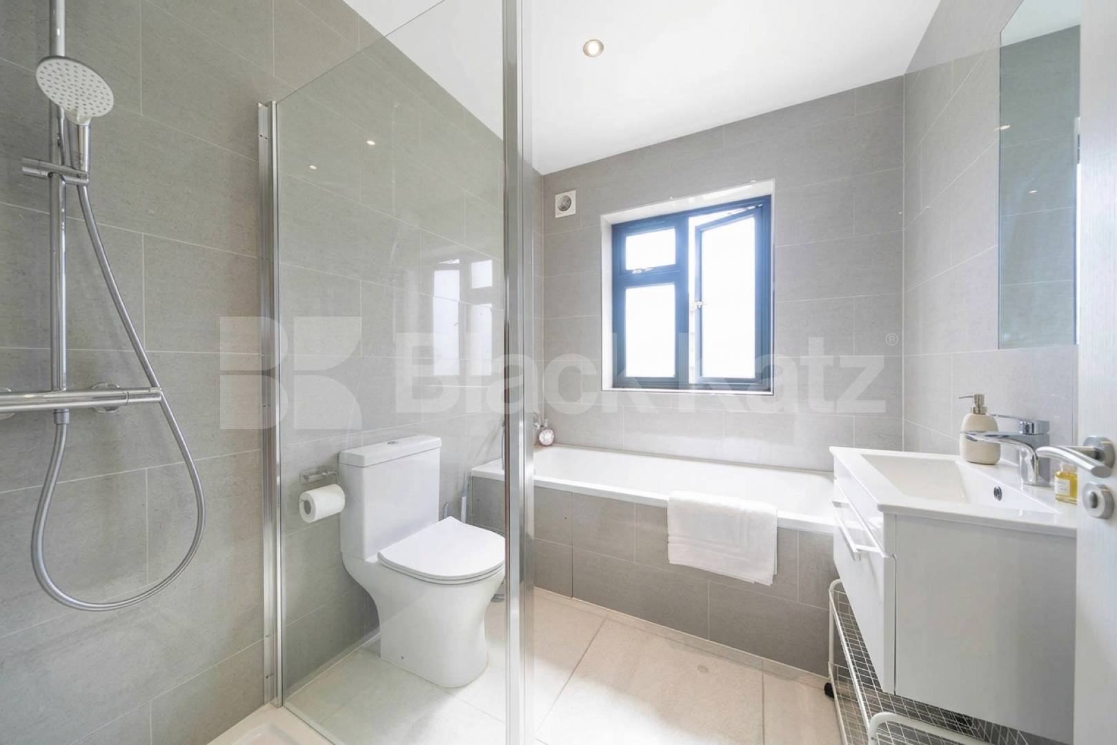 Available from the start of June, this exceptional five-bedroom home has been recently renovated to a high standard, offering modern, spacious living in a highly convenient location.The property comprises five large double bedrooms, all well-proporti Burnley Road, Dollis Hill, NW10,  London