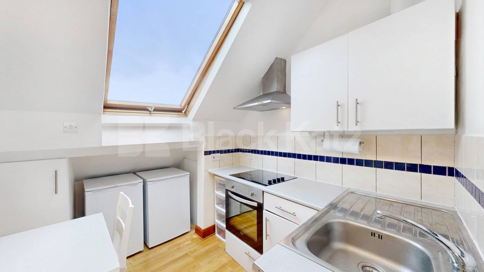 A spacious and well-presented studio flat available to rent in a quiet residential area within easy walking distance of Dollis Hill Underground Station (Jubilee Line) Burnley Road, London, NW10,  London