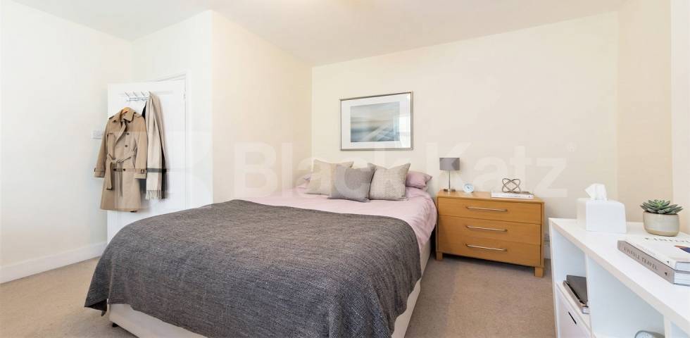 Available from Mid July/ Lounge used as the 3rd bedroom Spencer Mansions, Barons Court, W14,  Spencer Mansions Queen's Club Gardens