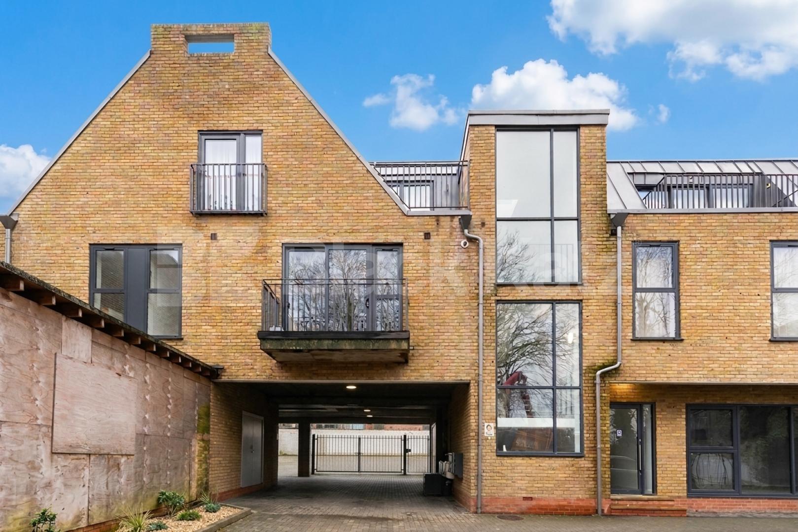 We are delighted to offer this newly build three bedroom, three bathroom apartment located in Cricklewood area Dignam Close, Kazakh House, NW2,  Kazakh House