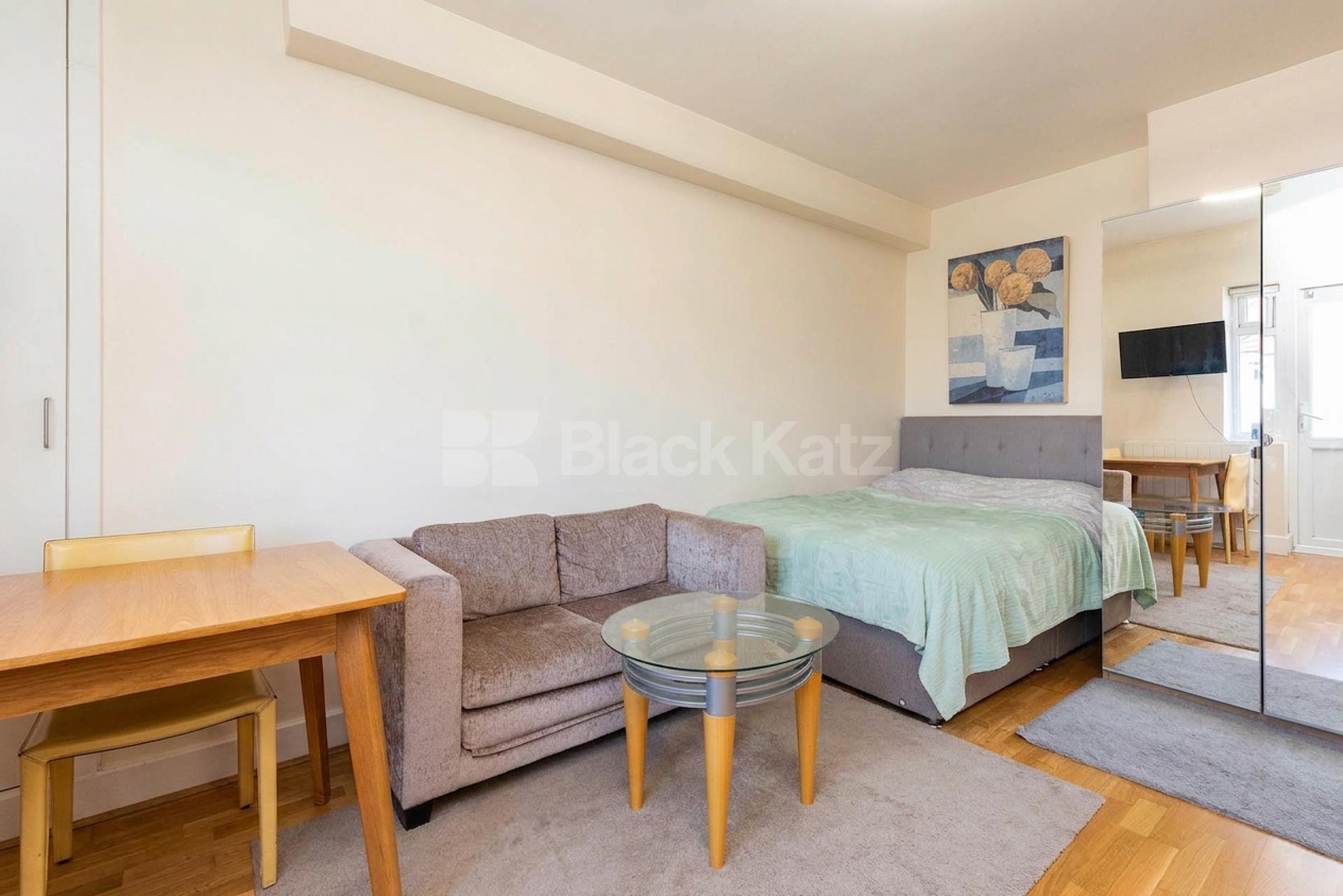 We are pleased to present this modern studio apartment in the heart of Cricklewood that benefits from its own entrance Hendon Way, London, NW2 (Inclusive of Wifi, water and hot water),  London NW2
