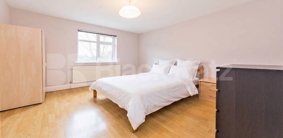 A spacious and well-presented three-bedroom garden flat situated on the popular Ebbsfleet Road, NW2 Ebbsfleet Road, London, NW2,  London