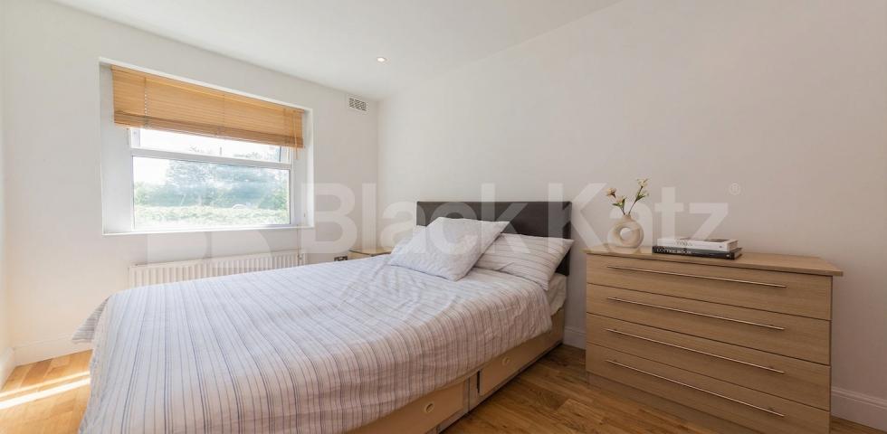 We are pleased to present this lovely two double bedroom apartment in a house conversion on the border of West Hampstead and Kilburn Iverson Road, London, NW6,  London