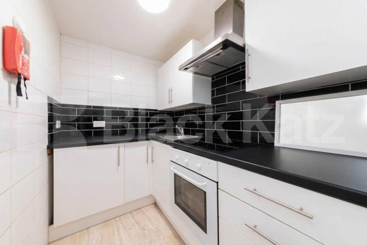 Spacious one-bedroom flat available to rent on Dean Road, NW2 Dean Road, London, NW2,  London