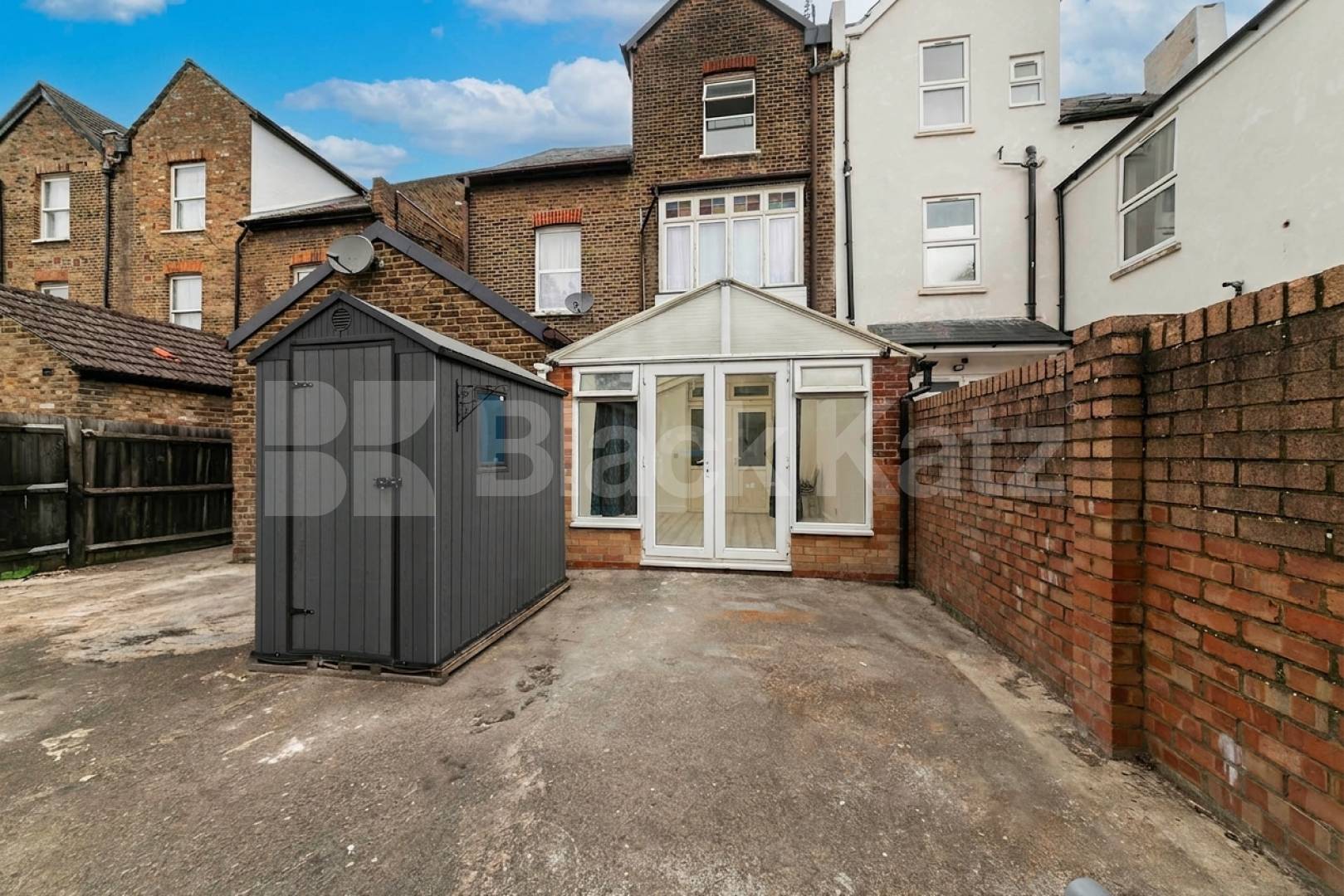 Spacious one-bedroom flat available to rent on Dean Road, NW2 Dean Road, London, NW2,  London