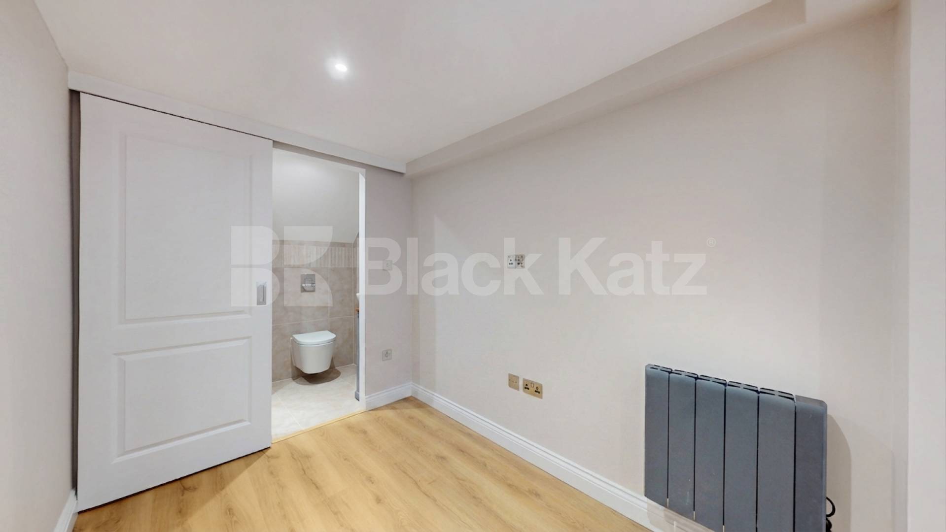 Newly renovated self-contained studio apartment available now on Sandwell Crescent, NW6 Sandwell Crescent, West Hampstead, NW6 (All bills Included),  London