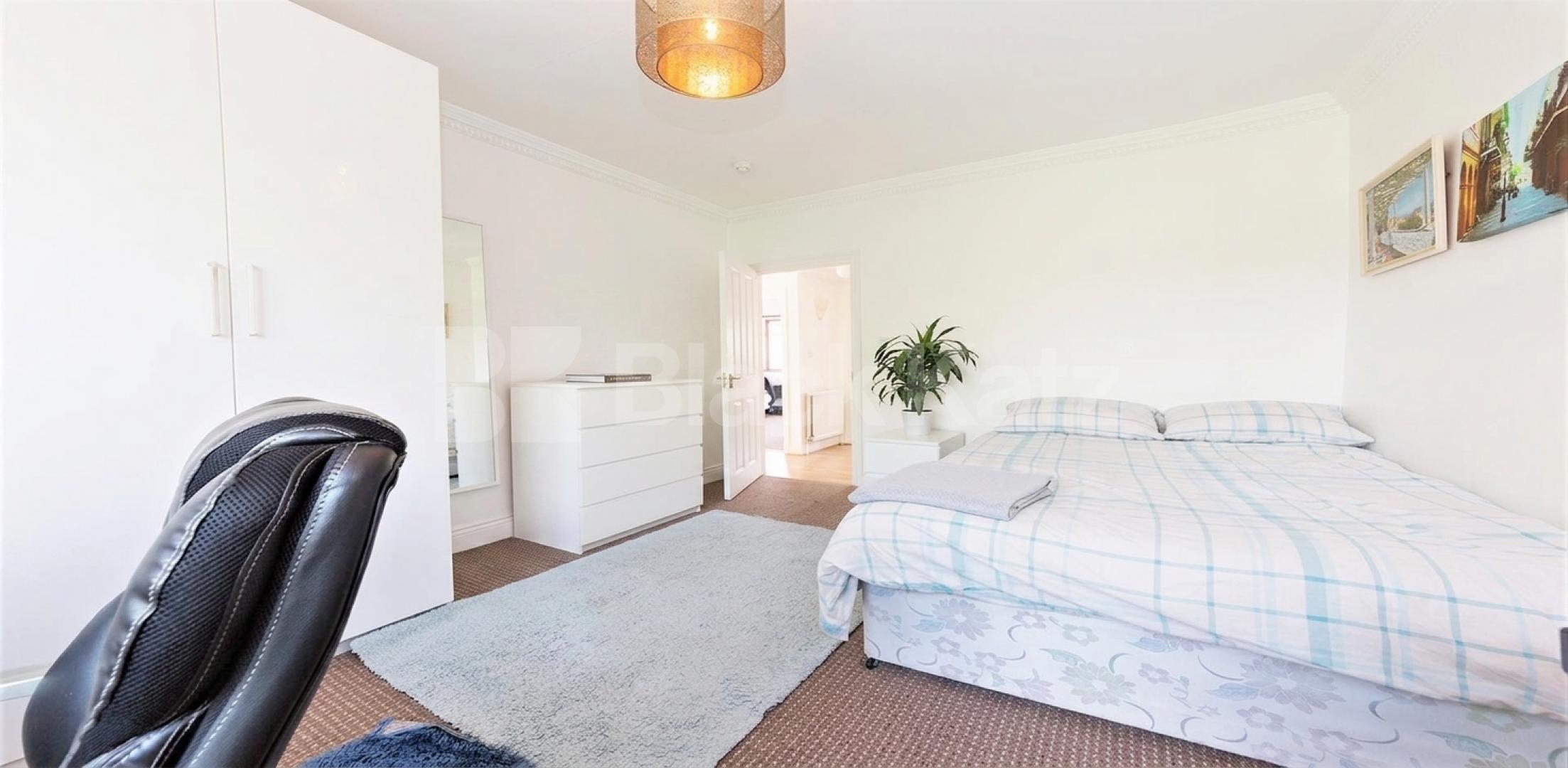 This is an excellent three double bedroom apartment in a Victorian conversion in Golders Green Powis Gardens, London, NW11,  London