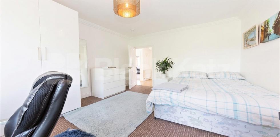 This is an excellent three double bedroom apartment in a Victorian conversion in Golders Green Powis Gardens, London, NW11,  London