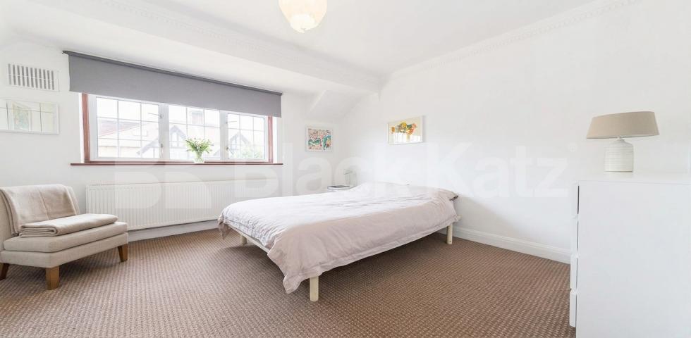 This is an excellent three double bedroom apartment in a Victorian conversion in Golders Green Powis Gardens, London, NW11,  London
