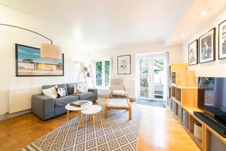 A bright and spacious two-bedroom apartment situated on the sought-after Acol Road, NW6, offering well-proportioned living space and a private garden Acol Road, West Hampstead, NW6,  London