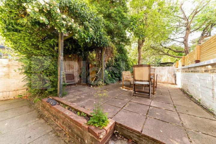 A bright and spacious two-bedroom apartment situated on the sought-after Acol Road, NW6, offering well-proportioned living space and a private garden Acol Road, West Hampstead, NW6,  London