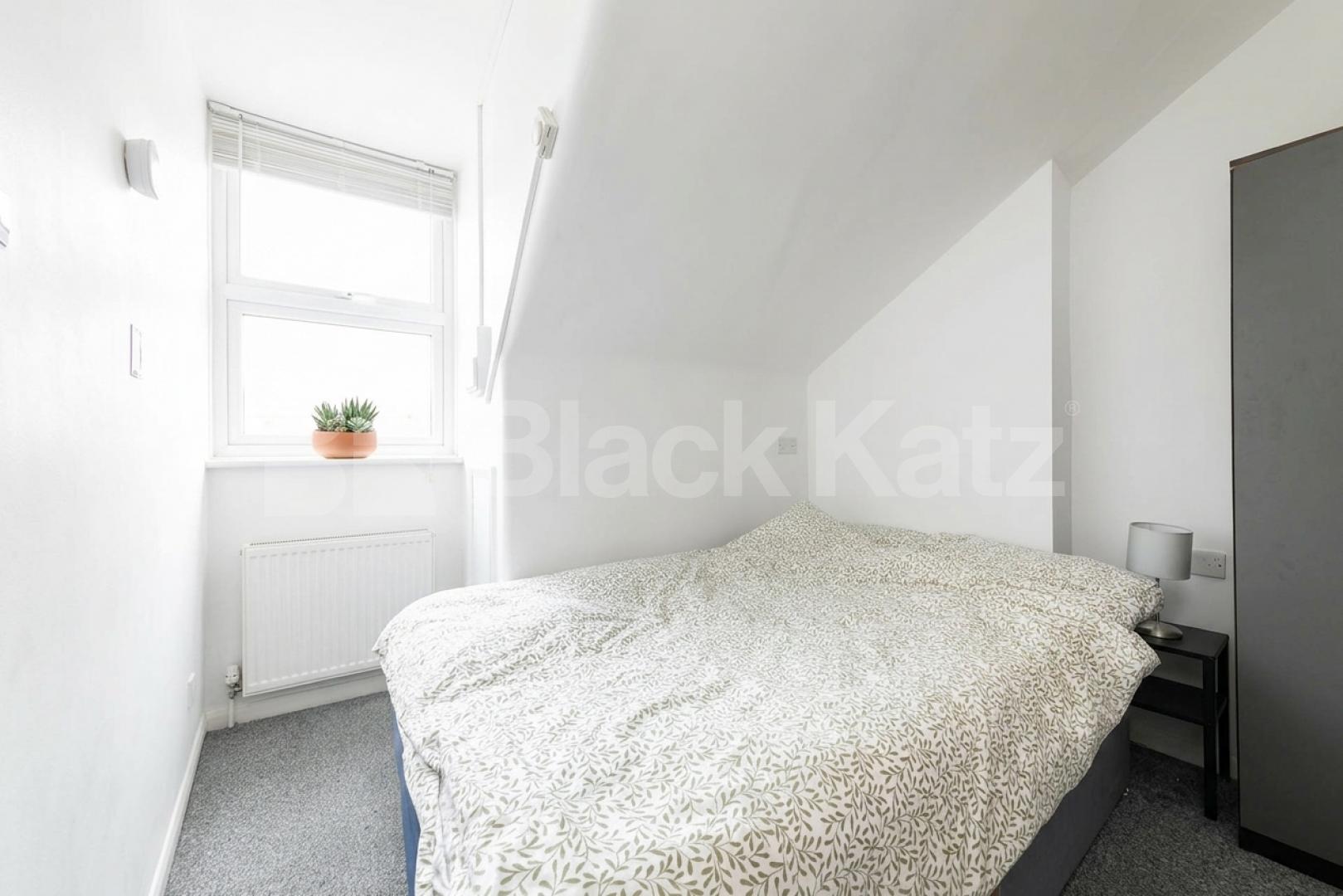 A well-presented and bright two-bedroom apartment located on Burnley Road, Dollis Hill, NW10.The property features a spacious open-plan living and kitchen area, flooded with natural light, creating a welcoming and airy atmosphere Burnley Road, Dollis Hill, NW10,  London