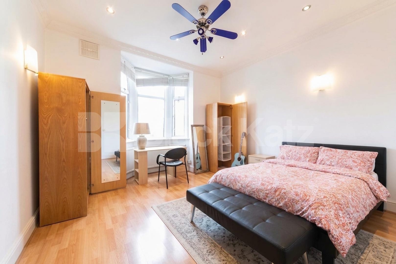 Well-presented three-bedroom furnished property located in the desirable Heathfield Park, NW2 Heathfield Park, London, NW2,  London