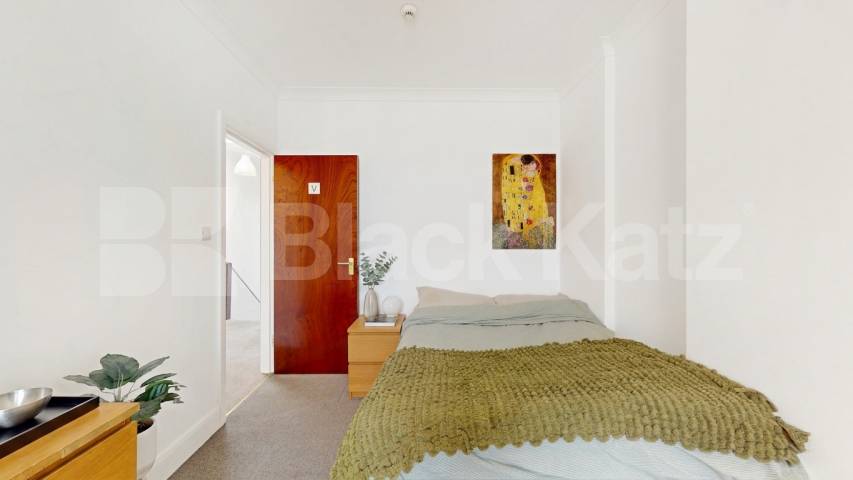 We are happy to present this lovely three double bedroom apartment located in Brondesbury area Willesden Lane, London, NW6,  London