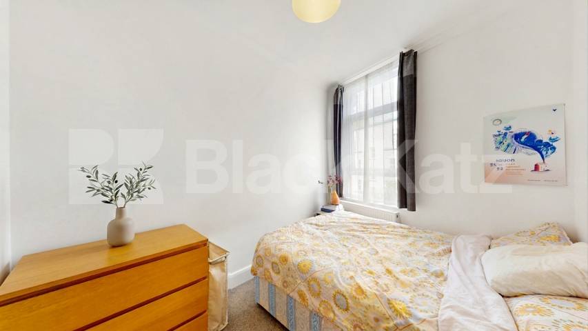 We are happy to present this lovely three double bedroom apartment located in Brondesbury area Willesden Lane, London, NW6,  London