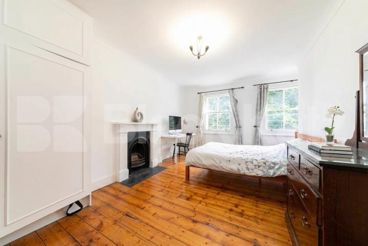 Suitable for Sharers / No Lounge Philbeach Gardens, London, SW5,  London