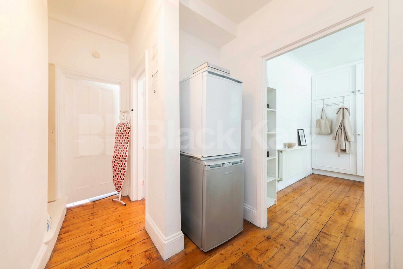 Suitable for Sharers / No Lounge Philbeach Gardens, London, SW5,  London