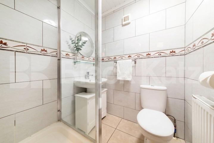 This beautifully presented one bedroom apartment is set on first floor of charming modern development located stone throw away from all the trendy bars, restaurants and shops of Willesden Green Heathfield Park, Lotus House, NW2,  Lotus House